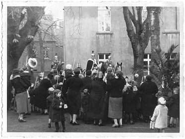 Foto einer Martinsszene aus dem Jahr 1938